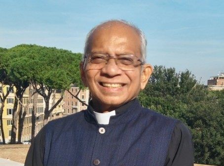 India padre Cedric Prakash (2)