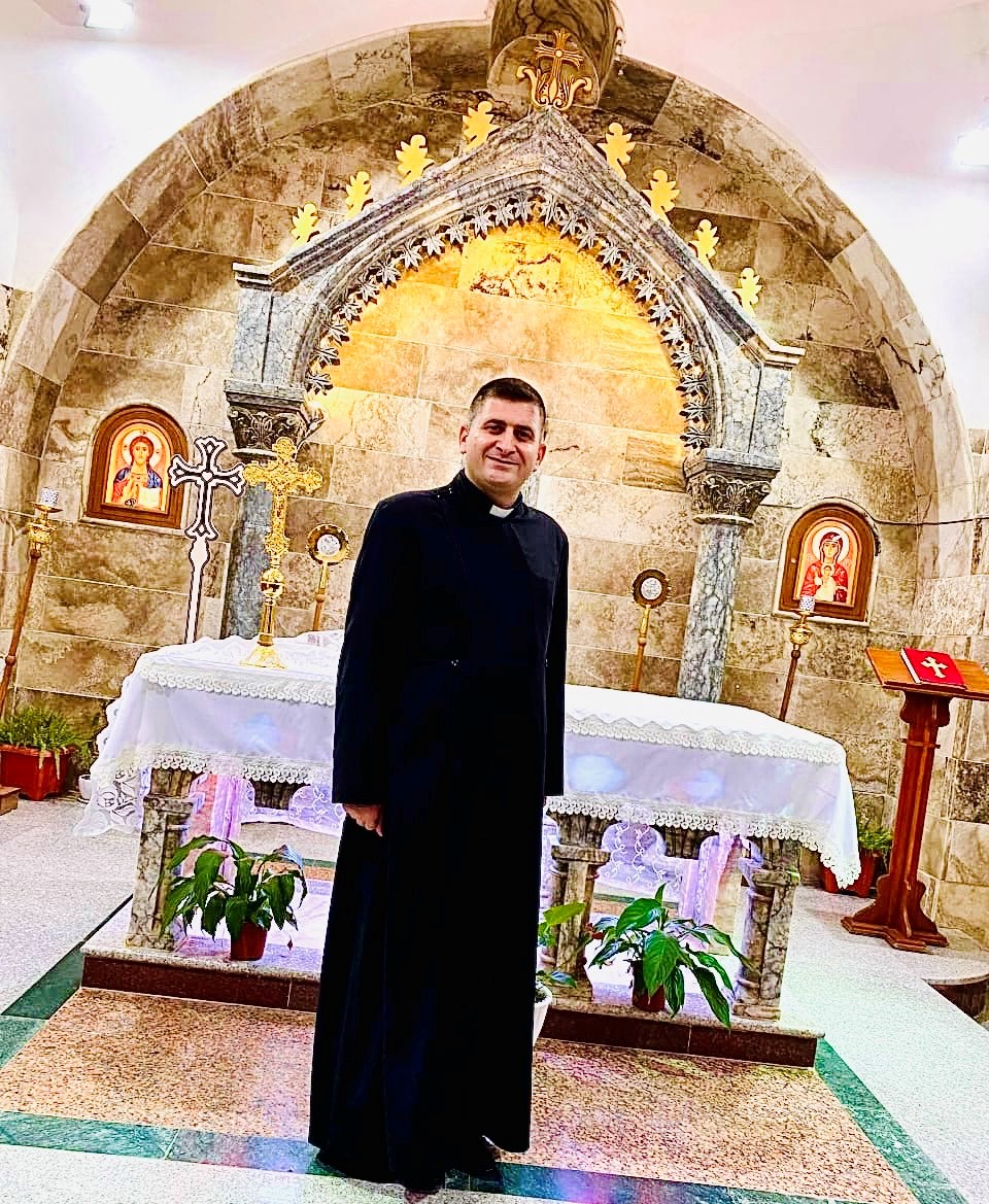 Iraq, 2022Father Istephanos al-Katib, pastor of St. Josephs Syriac Catholic Church in Qaraqosh, depicted in his church.He shares this concern about stability and points to the particular threat posed by militias.
