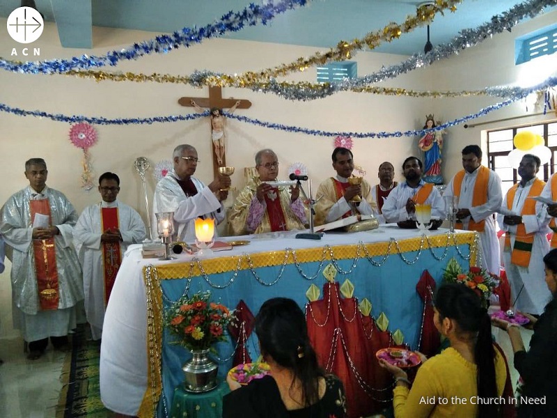 India bettiah Celebración eucarística el día de la bendición proyecto agosto
