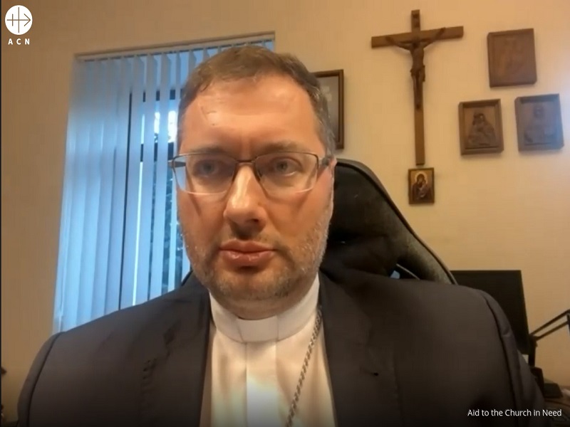 Ucrania Mons. Visvaldas Kulbokas (Nuncio Apostólico en Ucrania) hablando en la Conferencia en línea